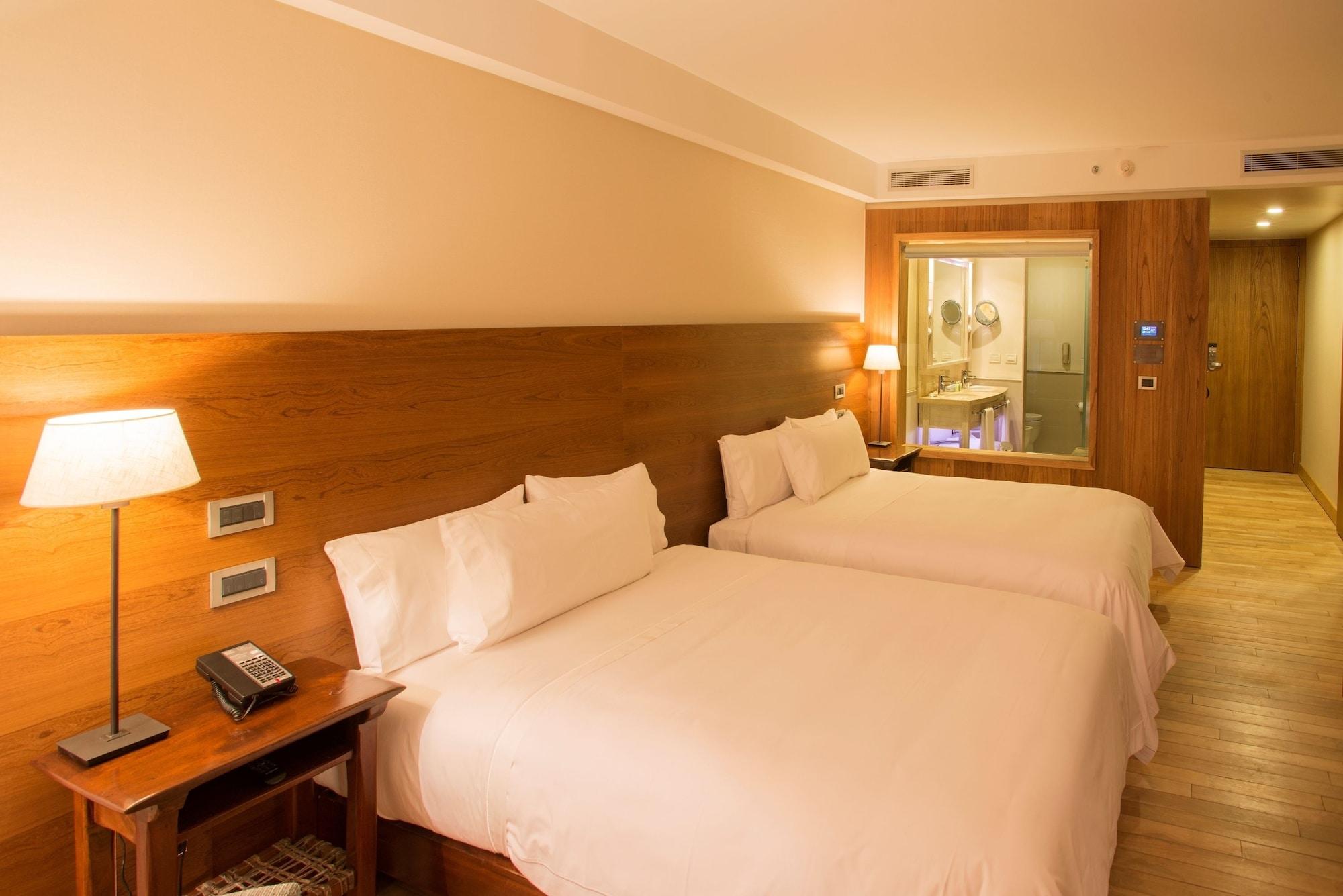 Arakur Ushuaia Resort & Spa Exterior foto A room at the hotel