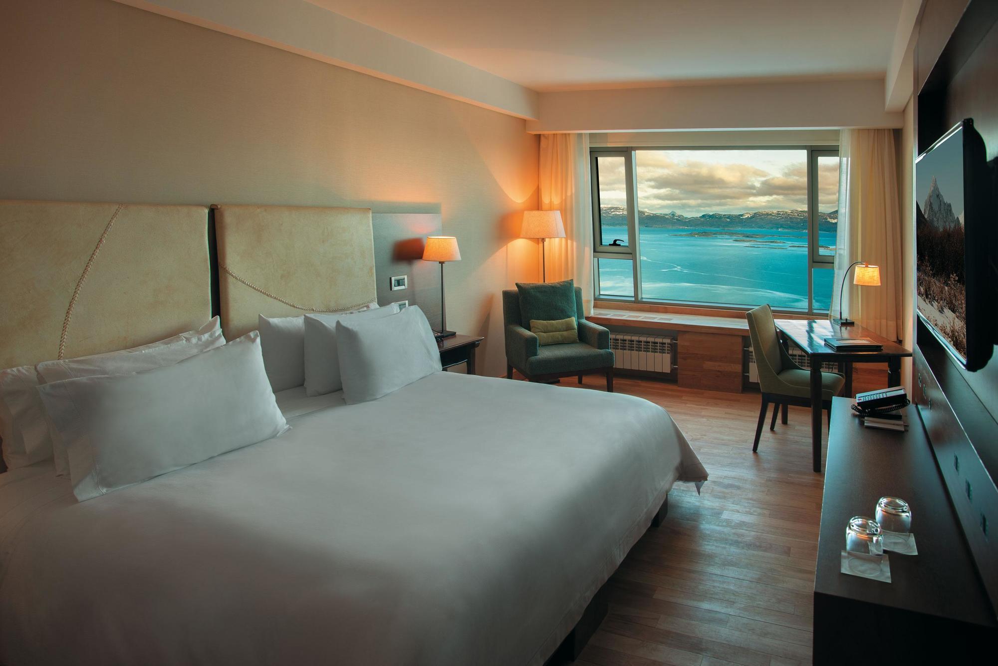 Arakur Ushuaia Resort & Spa Exterior foto A room at the hotel