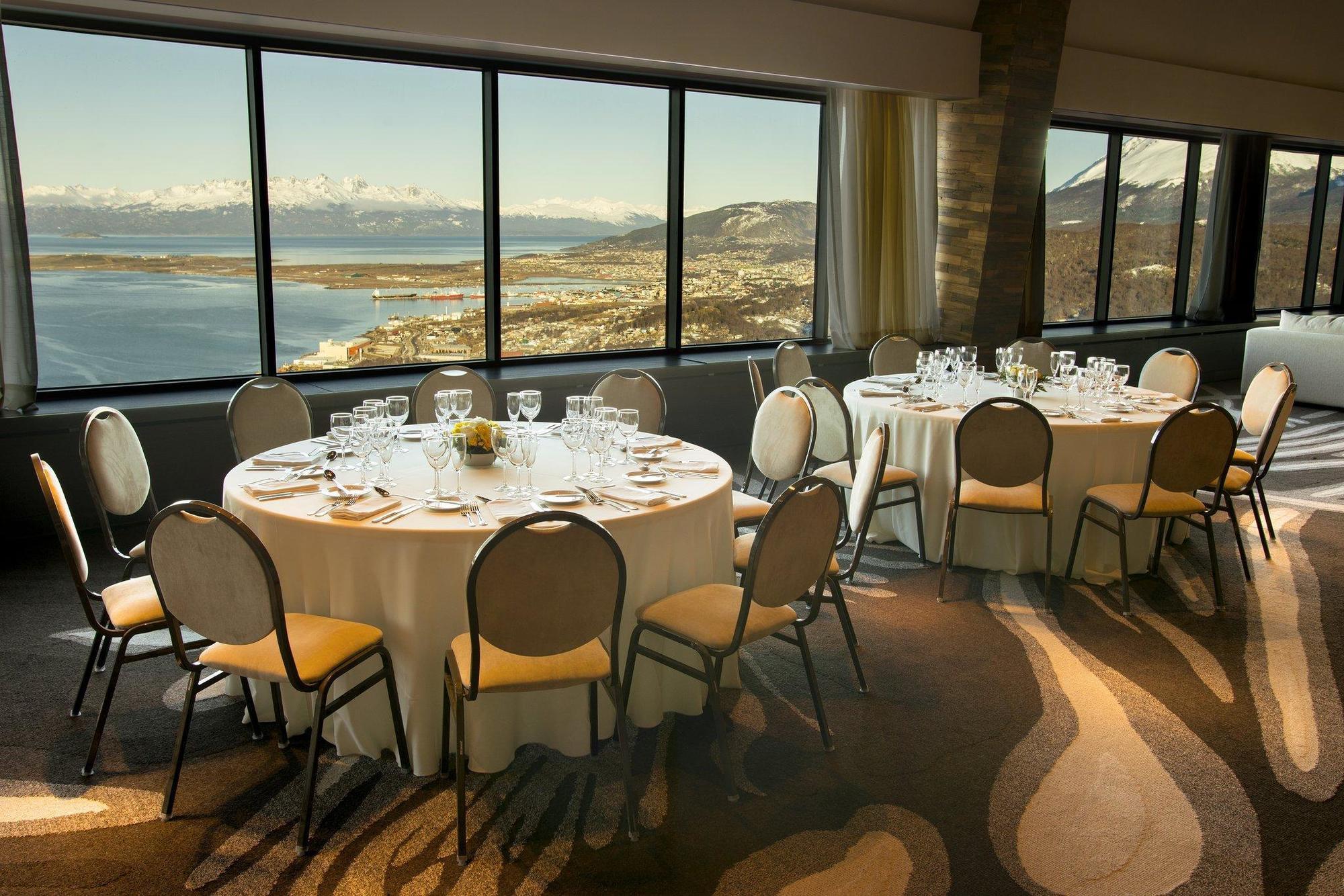 Arakur Ushuaia Resort & Spa Exterior foto The 2010 World Economic Forum on Latin America
